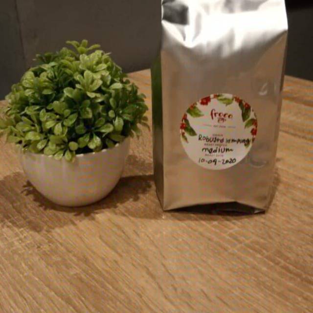 

Biji kopi robusta lampung