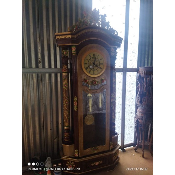 LEMARI JAM BRAWIJAYA JATI