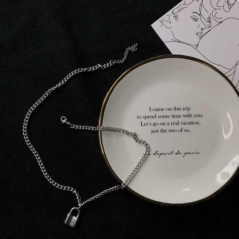 Kalung Rantai clavicle Simple Gaya Vintage untuk Wanita
