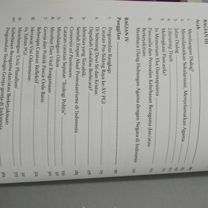 

MUST HAVE!! POLITIK KEBINEKAAN TERLARIS