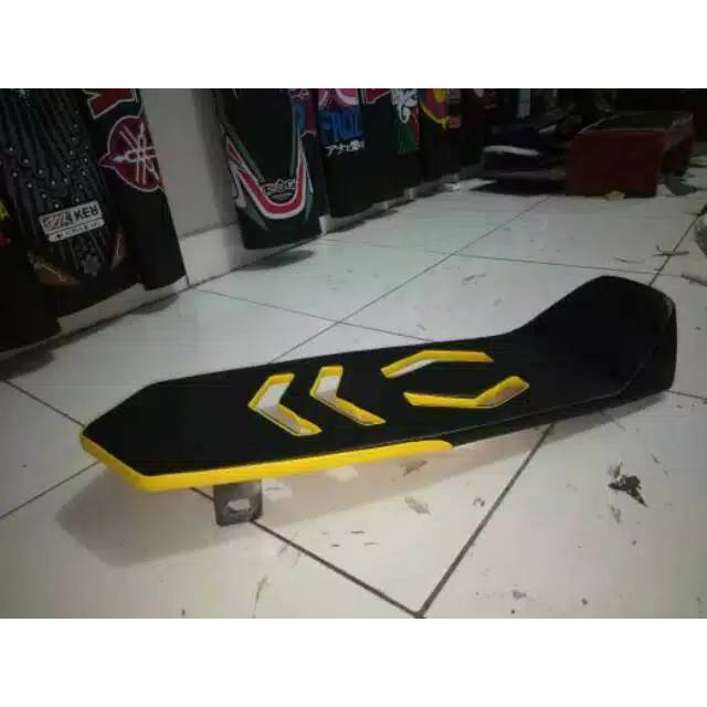 Jok cb100 cb glatik jok lubang