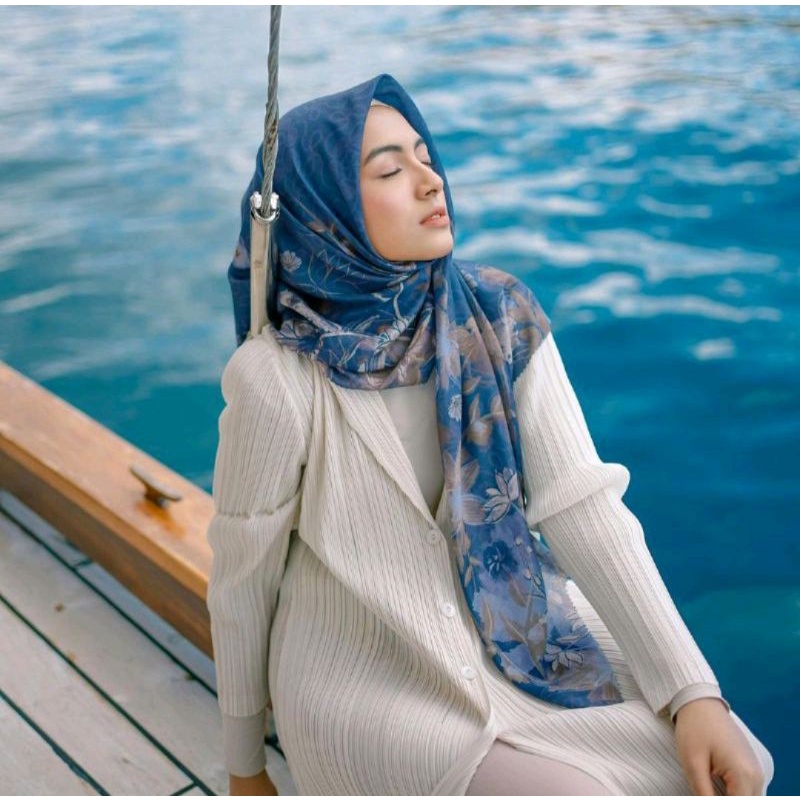 crayola scarf sea HL