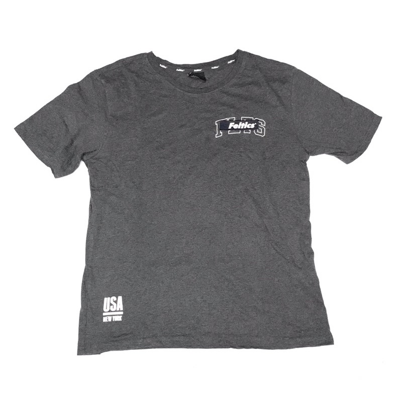 Preloved T-Shirt Feltics