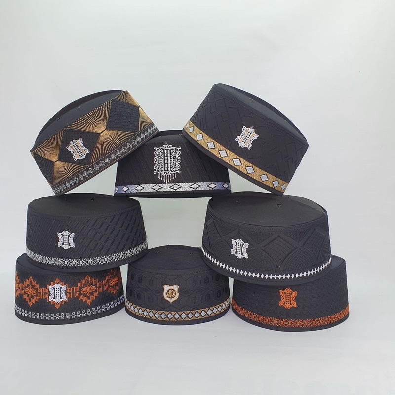 PECI / KOPIAH ASSAGOFAH HITAM BAHAN BAGUS NYAMAN DAN BERKULITAS