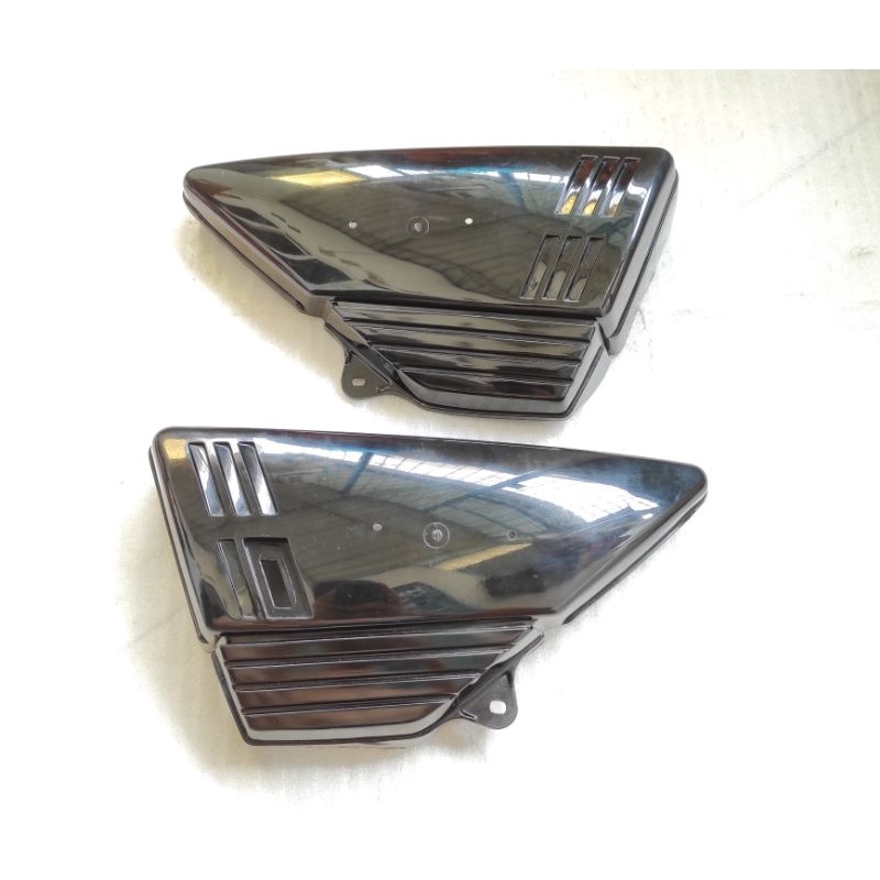 tutup cover side body bodi dop accu aki kempol tepong kiri kanan yamaha RXS RX-S RX special RX-speci