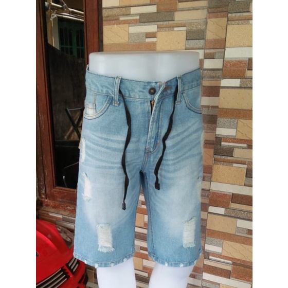 CELANA JEANS PENDEK RIPPED DISTRO/JEANS PENDEK PRIA SOBEK