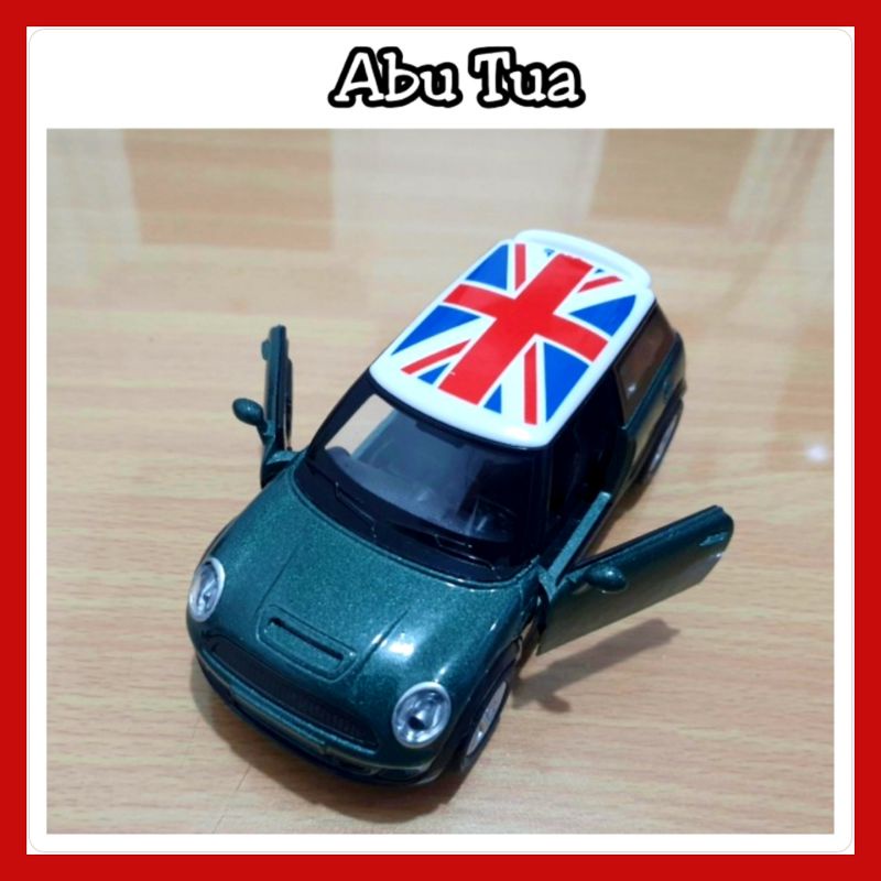 Mainan Miniature Display Mobil Mini Cooper