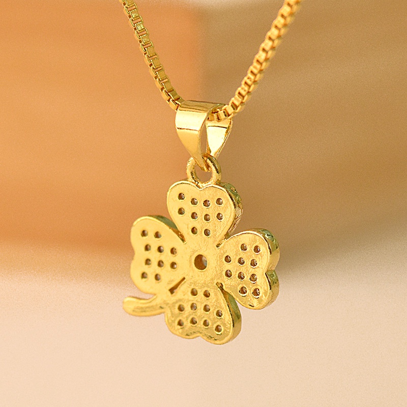 [Ready Stock]Fashion Gold-Plated Inlaid Diamond Lucky Four-Leaf Clover Pendant Necklace