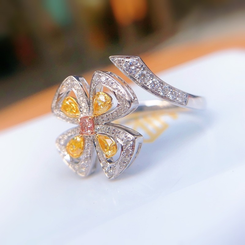 Luxury Fashion Yellow Diamond Four-Leaf Clover Pink Crystal Open Ring