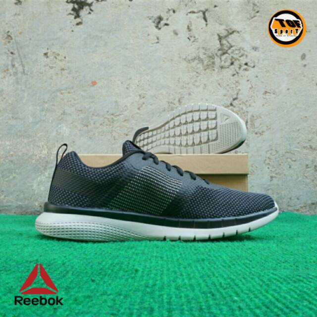 cn7454 reebok