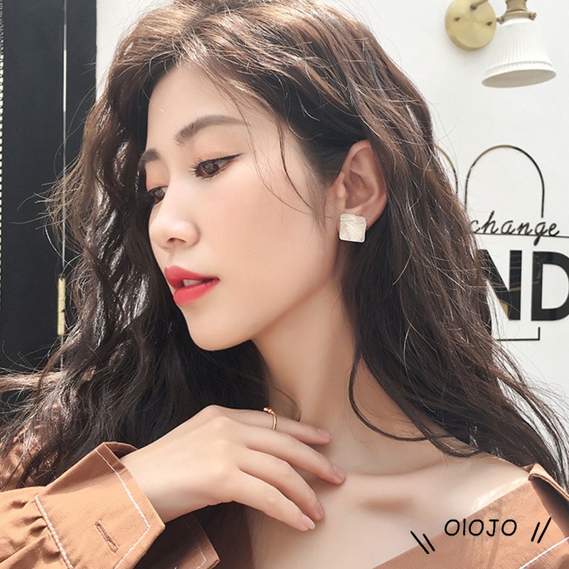 Fashion Wanita Aksesoris Tremella Pin Anting Akrilik Persegi Earrings Ladies Accesories - ol