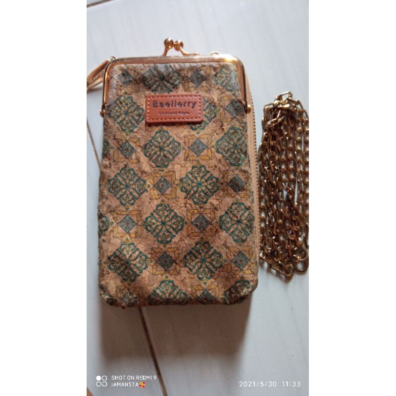 Tas selempang Baelerry batik
