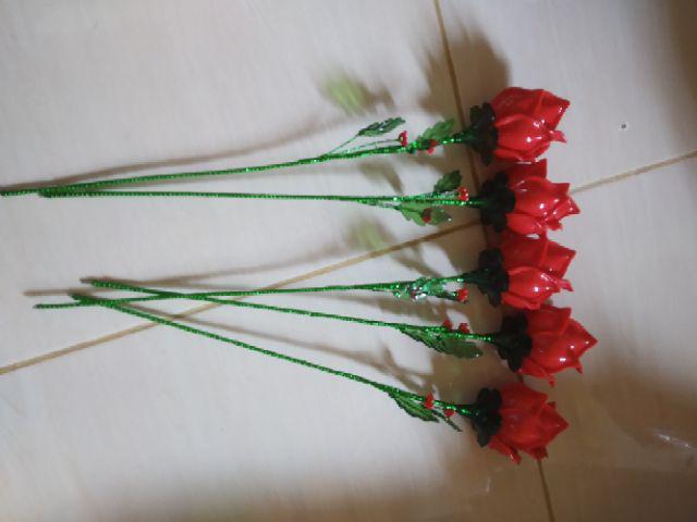 Mawar Sekop Besar Manik Akrilik