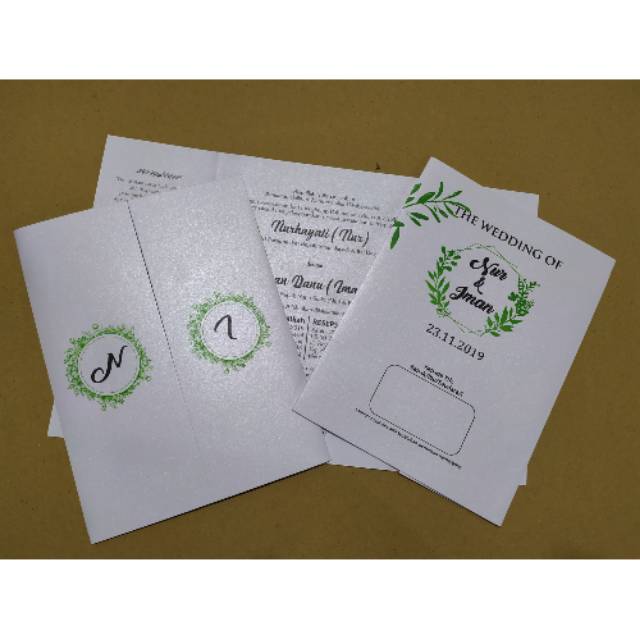 Undangan pernikahan (harga untuk 500)
