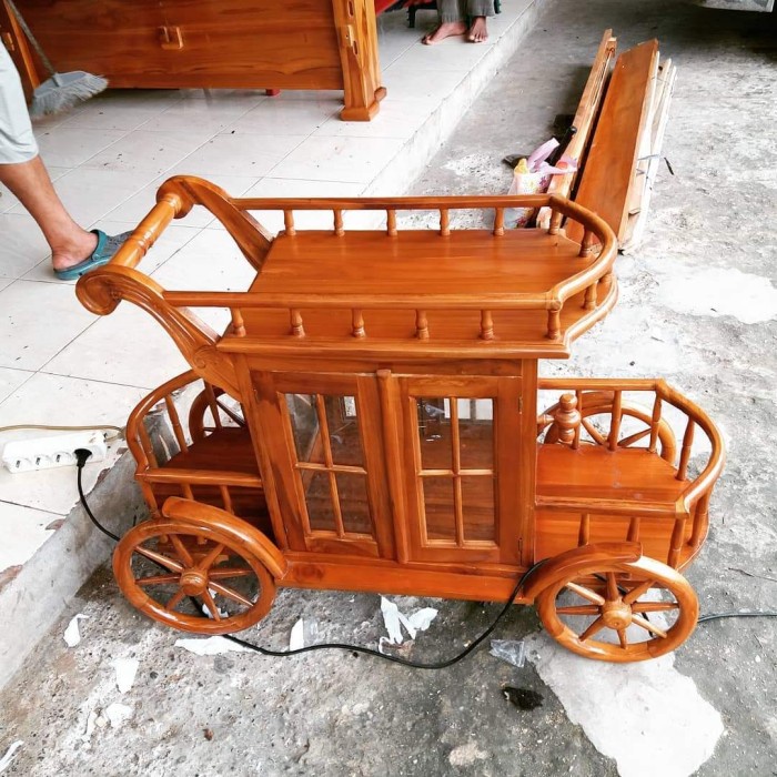 MEJA TEH KERETA DORONG JATI KLASIK