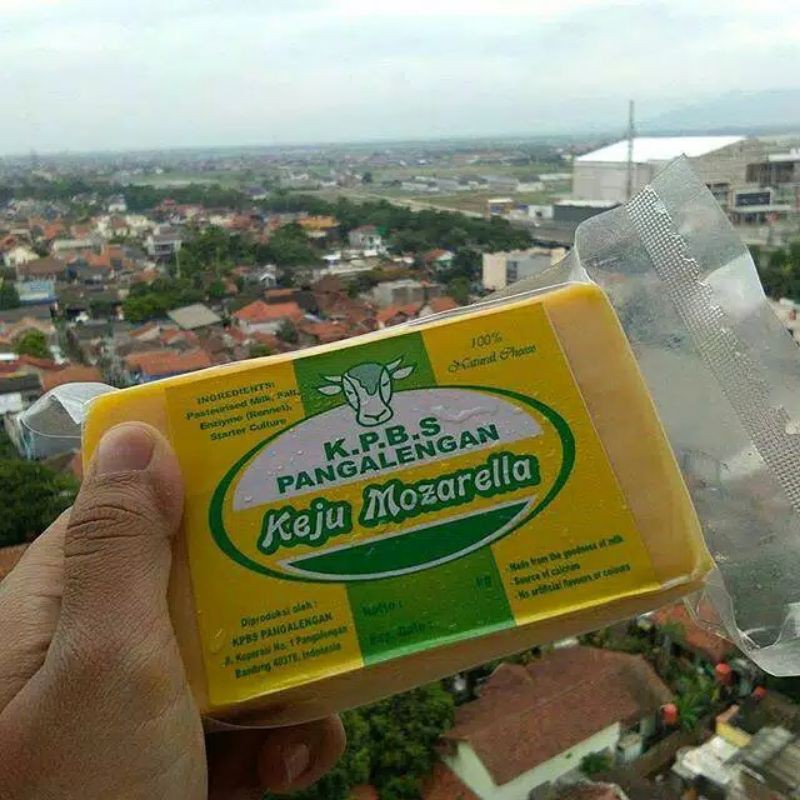 Keju Mozarella Cheese KPBS Susu Pangalengan Bandung 250 gram