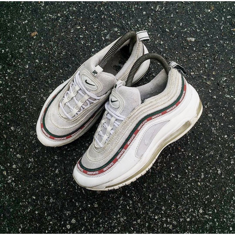 harga nike air max 97 undefeated original