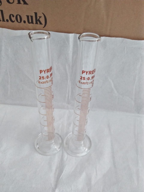 Gelas Ukur / Measuring Cylinder / Pyrex / 25 ml