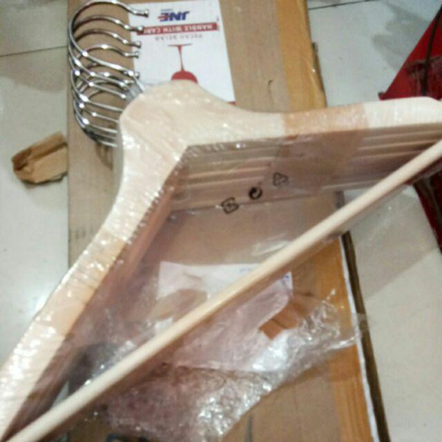 Ikbumers Gantungan Baju / Hanger Kayu - Set Isi 8 Kayu Alami
