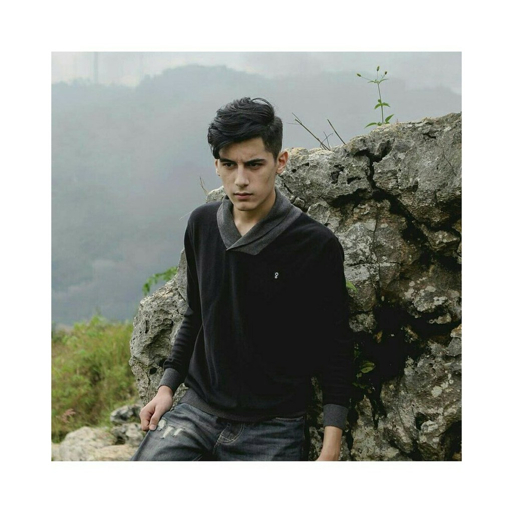 Ready Stok Baju Rajut Pria Korea Greenlight Hitam Sweater Murah Diskon