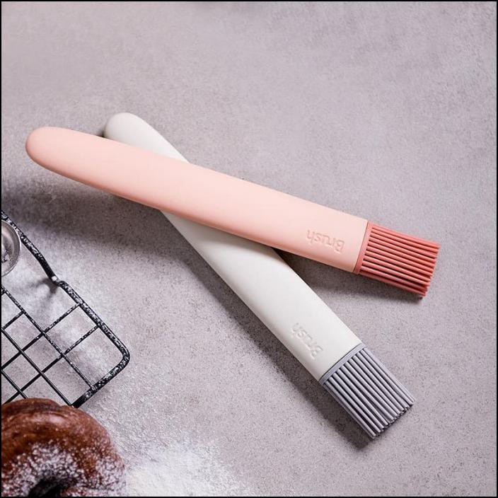 

IRENE COOKING BRUSH/ KUAS MASAK ANTI PANAS/ KUAS MASAK BESAR/ KUAS - ABU-ABU