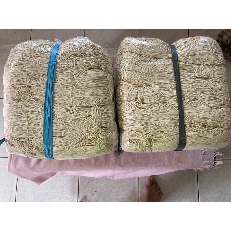 

MIE SUA / MISUA PUTIH / MISUA KALIMANTAN / MISUA ASLI KALIMANTAN(1 KILO)