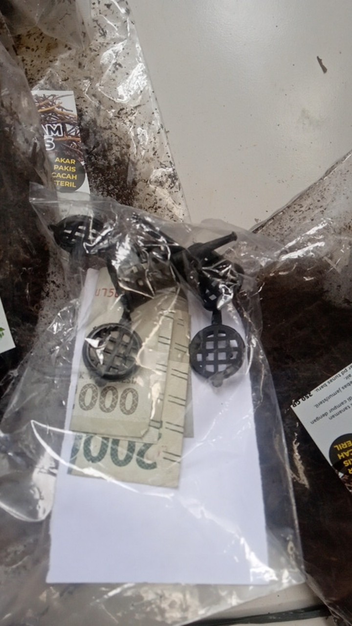 Keranjang Pupuk Tempat Pupuk