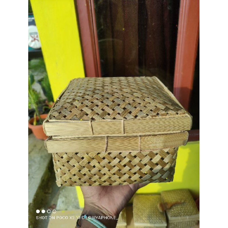 KERANJANG SOKASE BAMBU KOTAK /WADAH HEMPERS ANYAMAN BAMBU UNIK MURAH