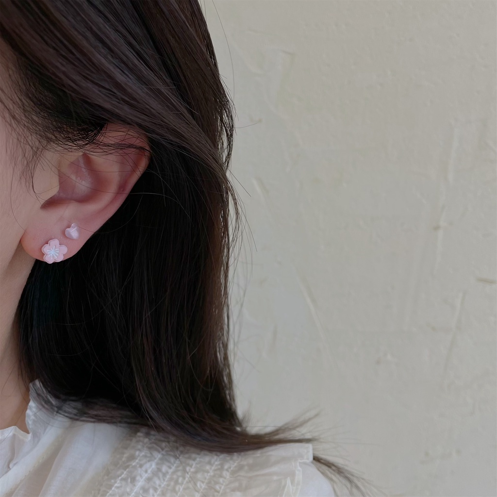 Set Anting Bentuk Bunga Tulip Kupu-Kupu Hati Bahan Resin Untuk Wanita