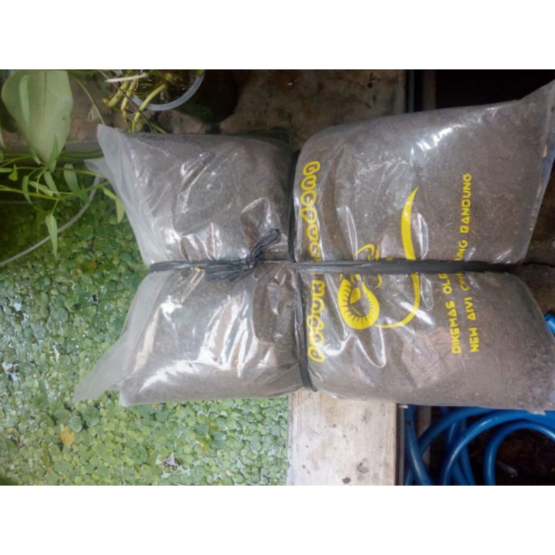 pupuk kandang halus (kambing )