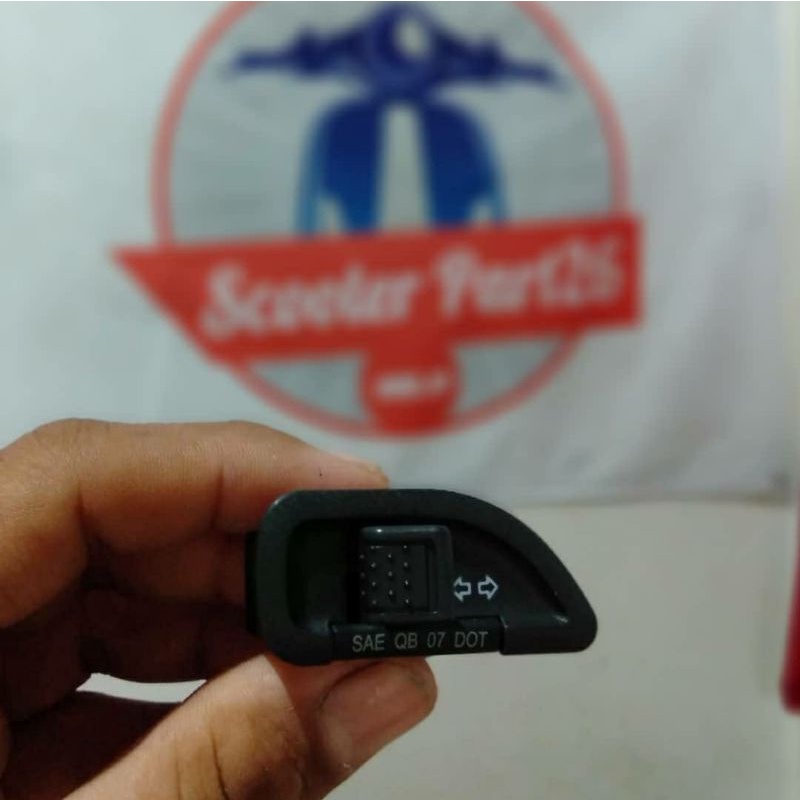 Saklar Tombol Sein Piaggio Zip100, Piaggio Liberty 100, Piaggio Liberty 150