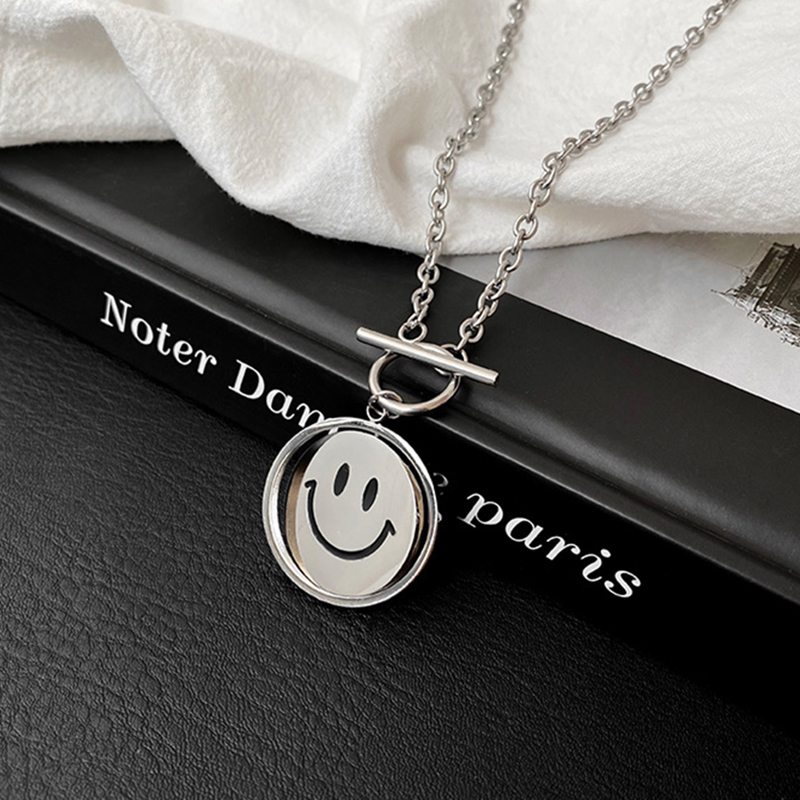 Smile Necklace Fashion Street Titanium Steel Does Not Fade
