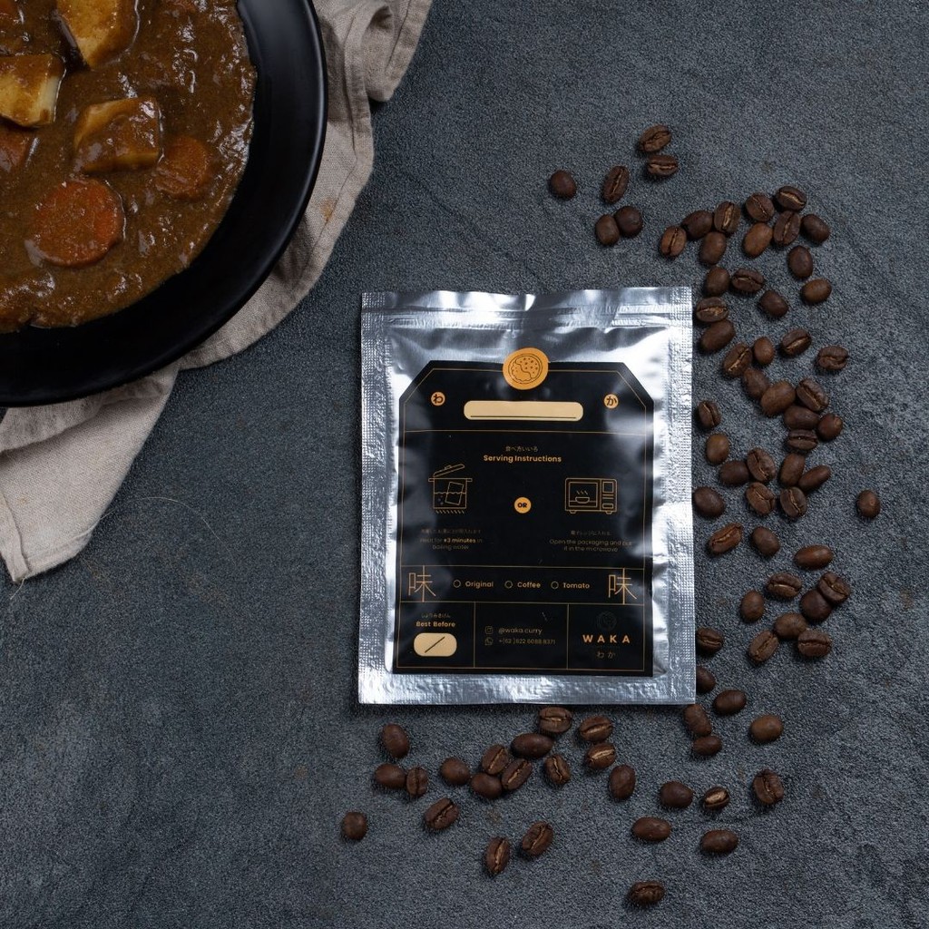 

Saus kari jepang siap makan rasa Kopi- Coffee Waka Curry Sauce