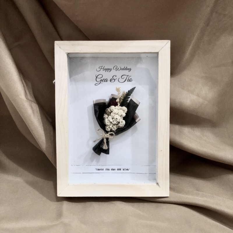 Custom 3D Frame Akrilik 5R Kado Wisuda Ulang tahun Pernikahan