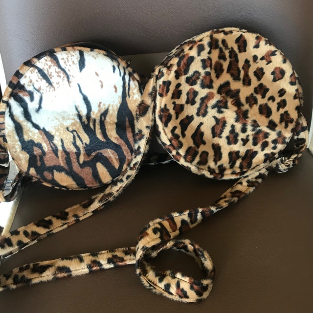 Tas bulat macan leopard bulu