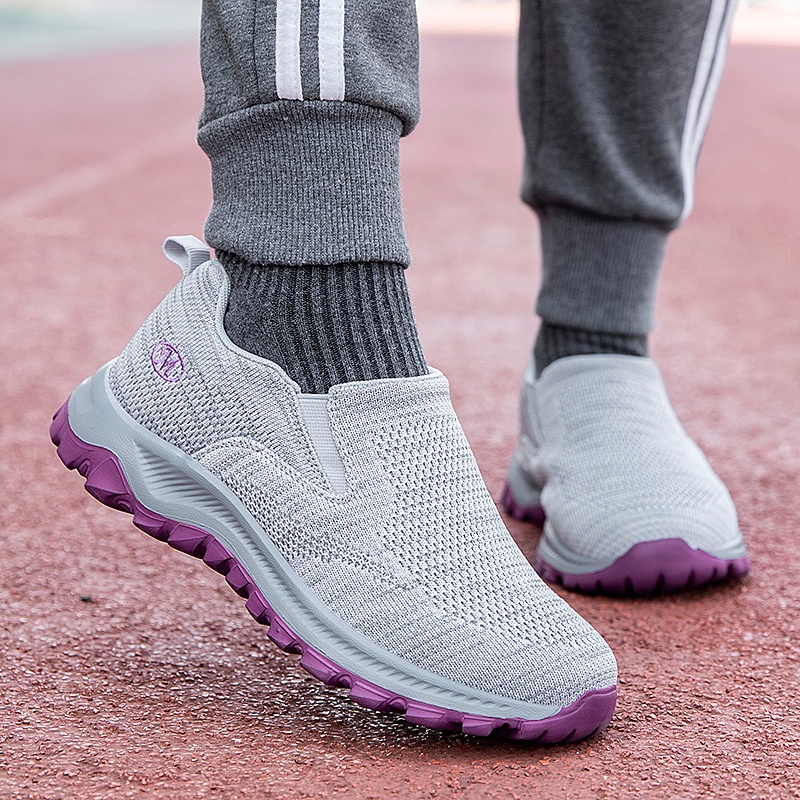 2021 Musim Panas Baru Sepatu Slip-On Sepatu Kasual Flyknit Warna Solid Tumit Datar Slip-On Sepatu