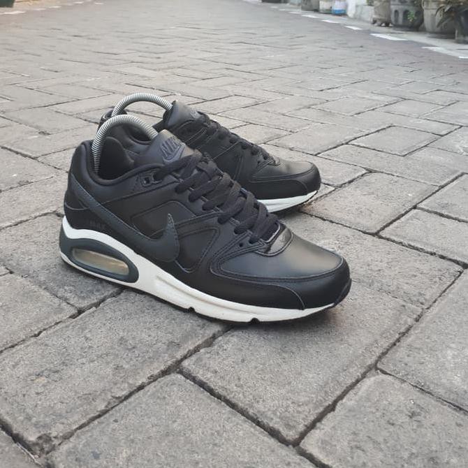air max command leather black