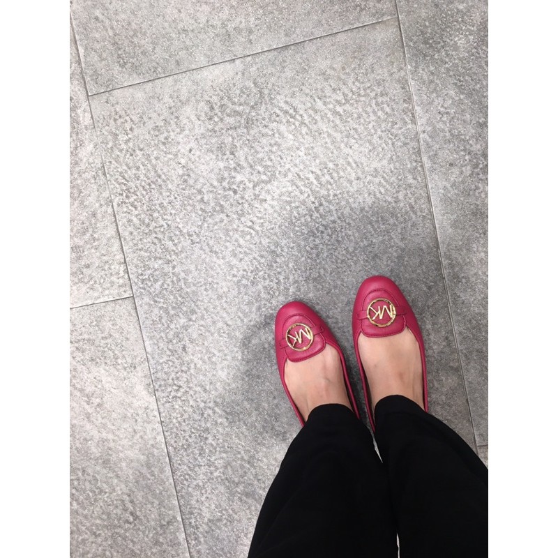 Preloved Sepatu Michael Kors MK Original Size 8