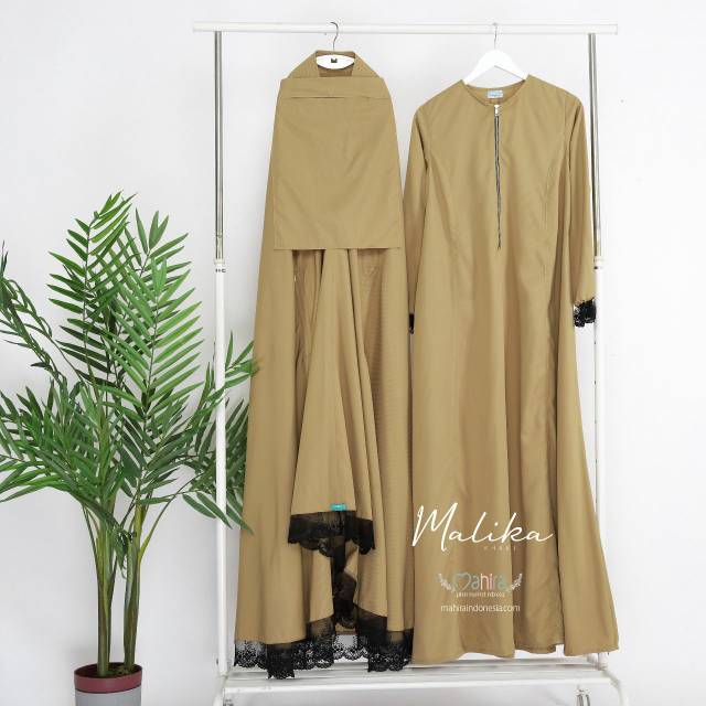 Malika Set by Mahira