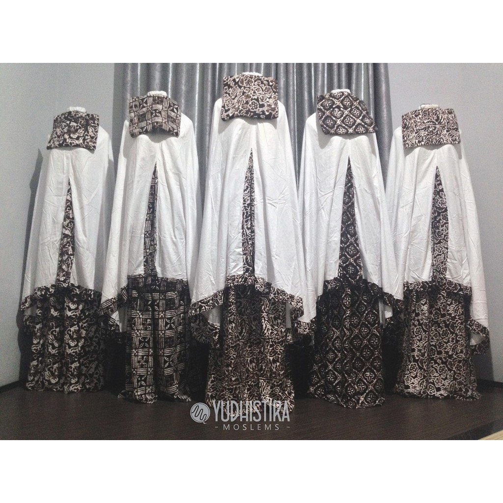 Mukena Bali Yudhistira Jodha Batik Klasik