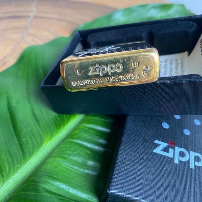 COD- Korek Zippo Gold Premium Daun Maple Korek Api Unik Rolisstore