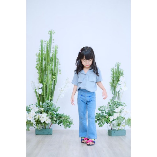 Camelia Kids Top by Keenanthi / Kemeja Crincle Anak / Kemeja Airflow Anak / Kemeja Anak / Atasan Anak / Kemeja Pocket Anak