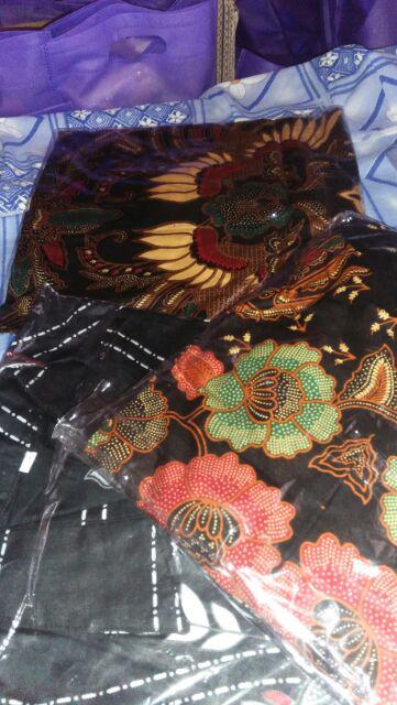 Batik Couple Keluarga Sania Ruffle Ori Ndoro Jowi Dnt Motif Prasasti Abu