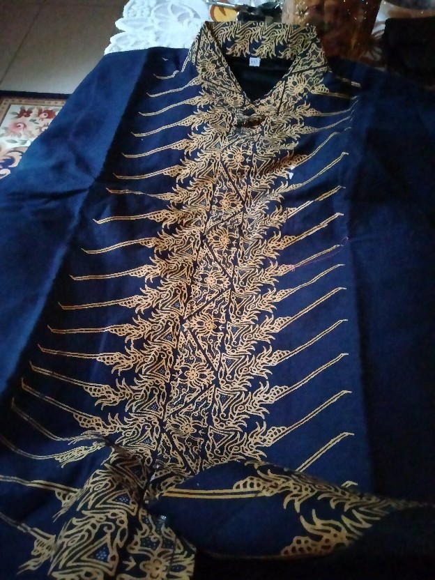 Batik Solo Koko Batik Solo Pria Lengan Panjang Lapis Furing Abinaya Martowiro Batiksoloamanah Vijay