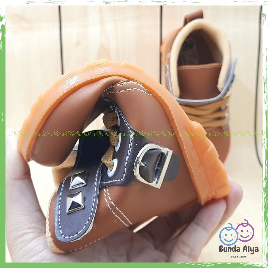 Sepatu Anak Laki Laki Boots Usia 3 4 5 Tahun TAN COKLAT - Sepatu Boots Cowok Model Tali Anti Licin - Sepatu Anak Kekinian