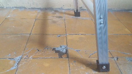 1.75 M Alat Rumah Tangga Renovasi Pertukangan // Tangga Lipat Aluminium Alumunium Almunium 1,75m