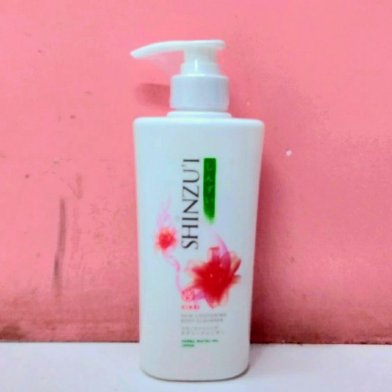 Shinzui Kirei Sabun Mandi Cair Botol 500ml