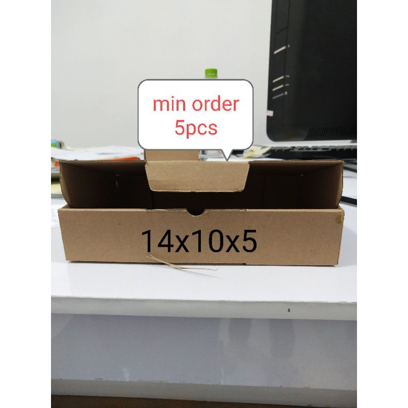 

kardus packing die cut 14x10x5 @1100pcs