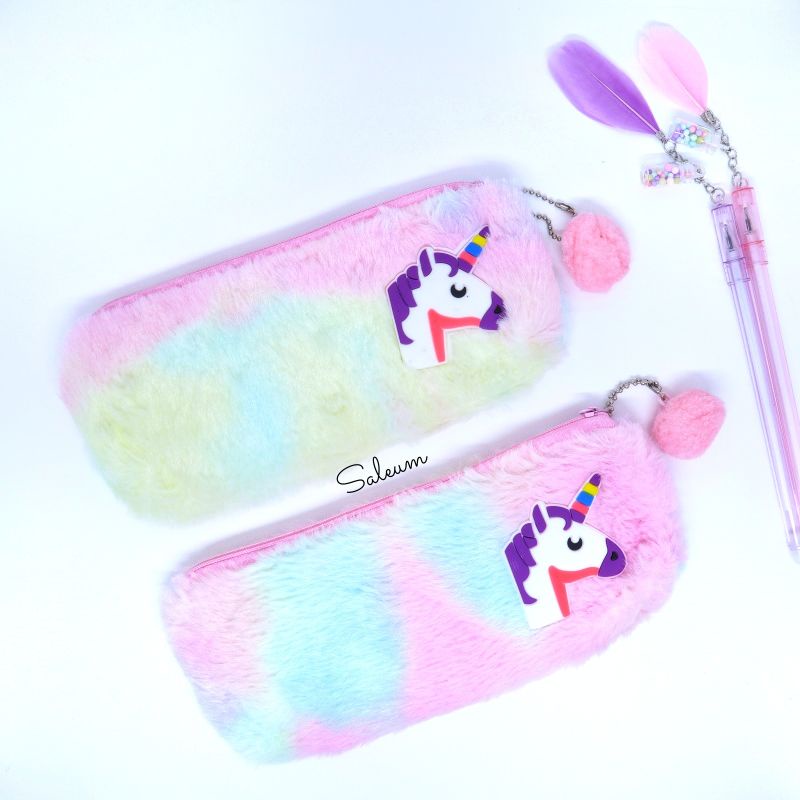 

KOTAK PENSIL UNI / TEMPAT PENSIL BULU HALUS LEMBUT + POM POM