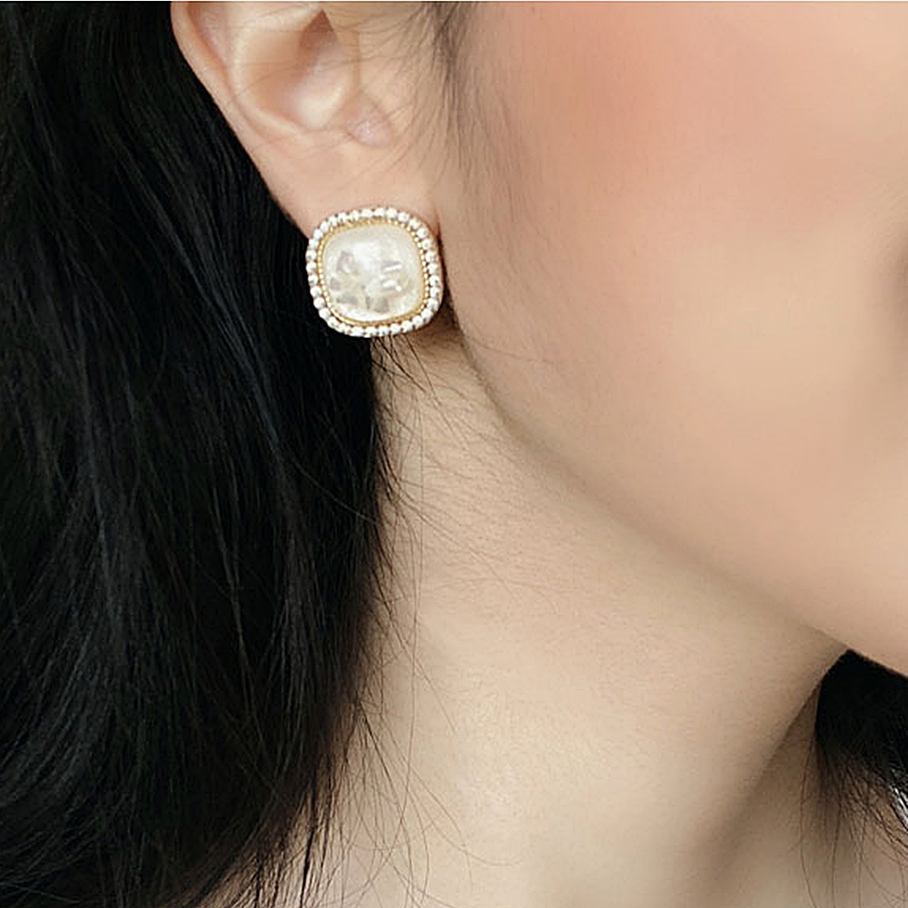 Mxbeauty Anting Stud Bentuk Persegi Geometris Warna-Warni Gaya Vintage Korea Untuk Pesta